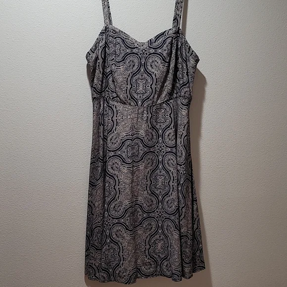 TORRID M/L PAISLEY MIDI CHALLIS TANK DRESS BLUE BANDANA PRINT MINIMALIST SIZE 00 - Picture 11 of 11
